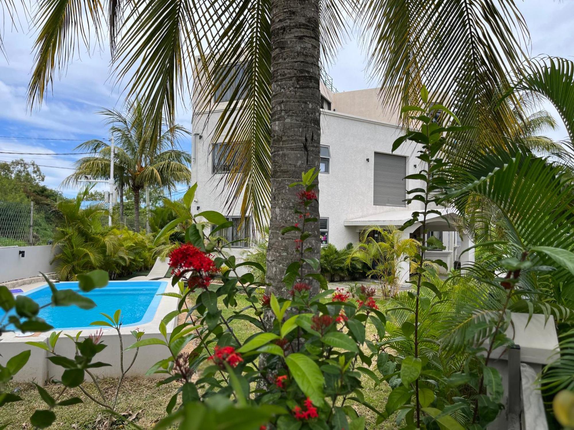 Seasons Break Apartment Pereybere Pereybere Beach エクステリア 写真